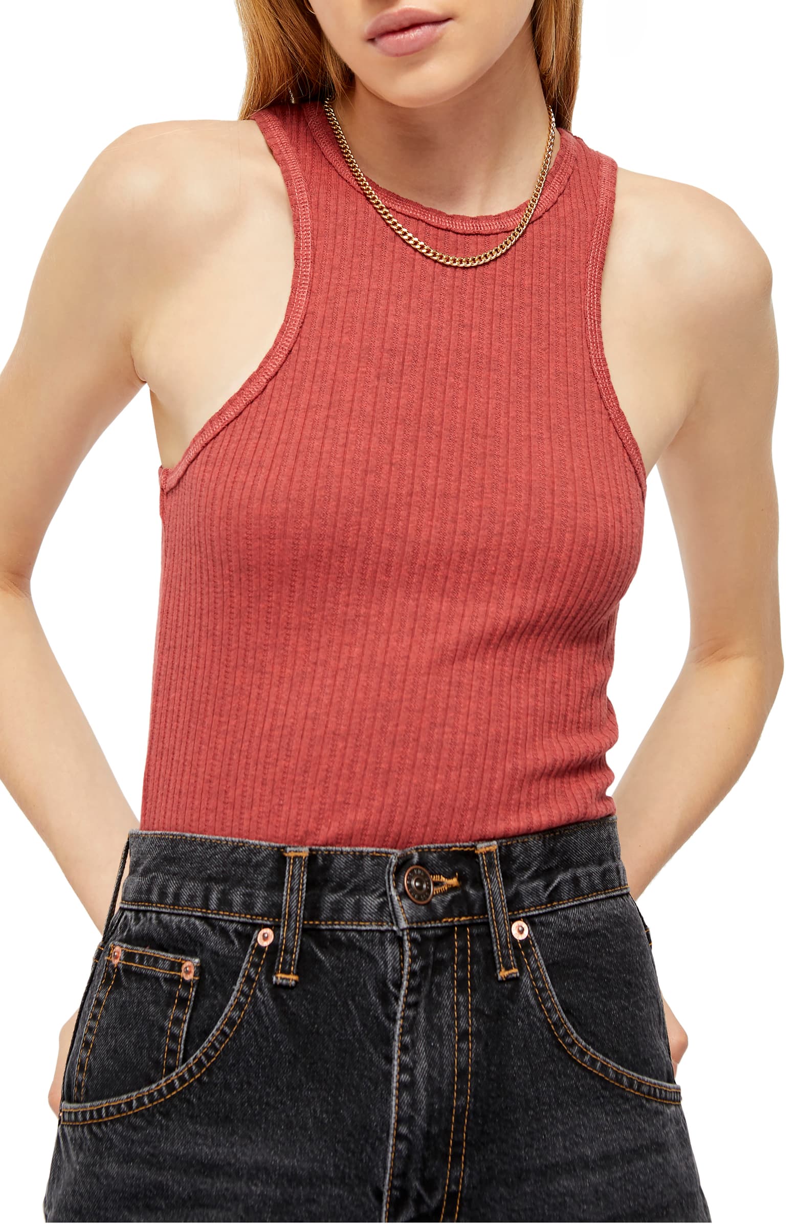 you *need* this super flattering tank top in your summer