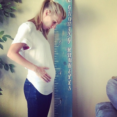 Glee star Heather Morris Now Accepting a Baby