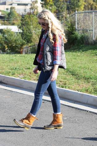 outfits with duck boots and leggings