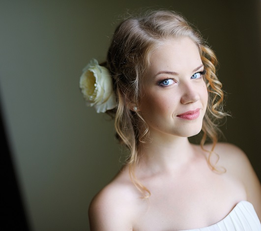 How To Choose Wedding Hairstyle | Wedding Hair Tips - SHEfinds