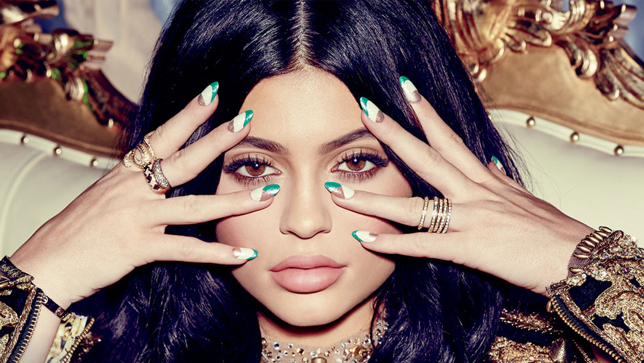 Kylie Jenner Sinful Colors Kylie Jenner Nail Polish King Kylie Nail Polish Shefinds 7978