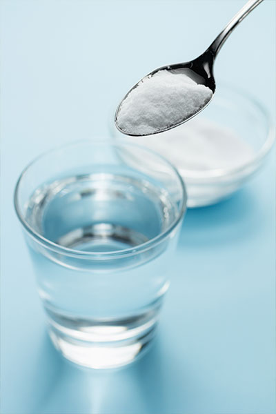 how-to-gargle-salt-water-for-sore-throat-gargle-salt-water-gargle