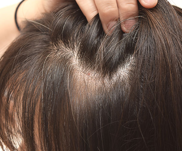 The One Thing You Should Never Do To A Gray Hair, According To A ...