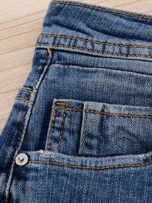 What Are The Best Jeans For Women With Big Butts - SHEfinds