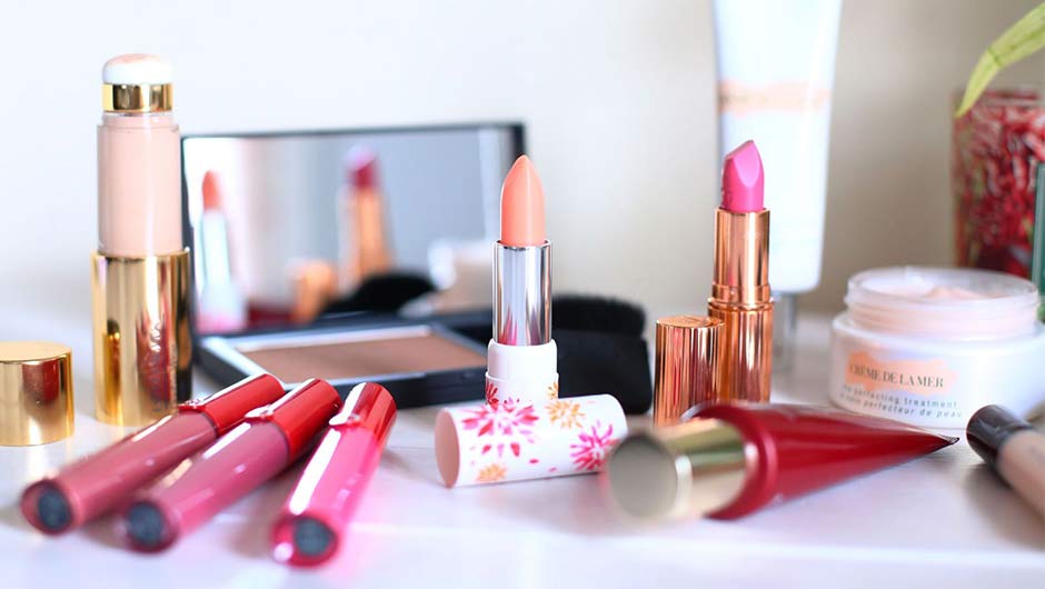These Are The 5 Lipstick Colors You Need For Spring SHEfinds