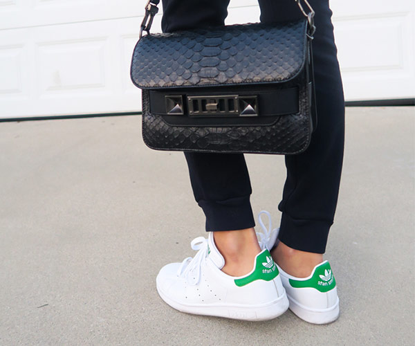 How To Wear Stan Smith Sneakers On A Date - SHEfinds