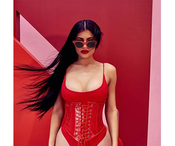 You Have To See What Kylie Jenners Wearing In This Racy Photoshoot Shefinds 