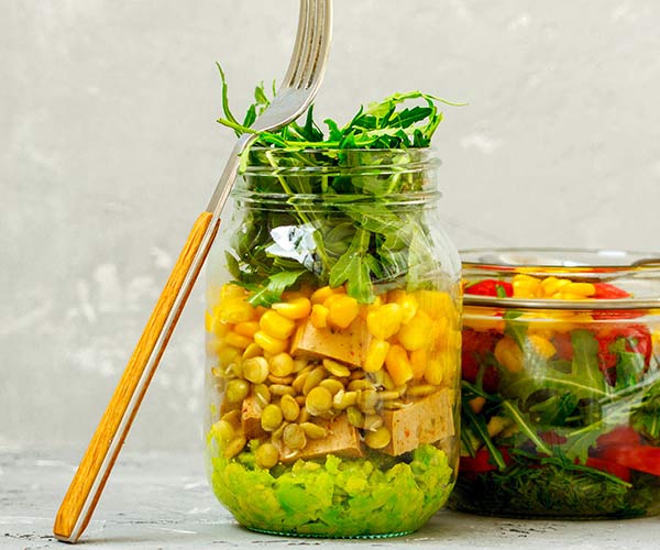 6 Mason Jar Salads To Bring To Work This Week To Lose 6 Pounds - SHEfinds