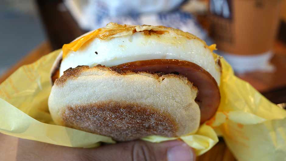 The truth about eggs on fast-food breakfast sandwiches