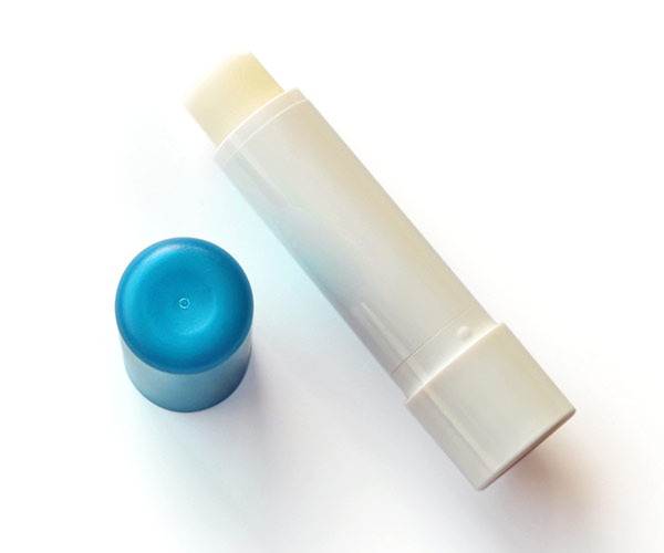 chapstick drying out lips