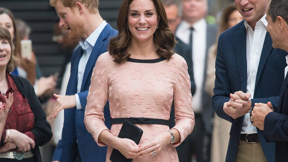 Royal Family: Kate Middleton always carries a clutch instead of a shoulder  bag for important reason - MyLondon