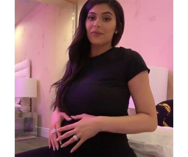 Kylie Jenner Is A Mom!! See Her Crazy Birth Announcement Here! - SHEfinds