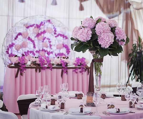 wedding with all lavender decor