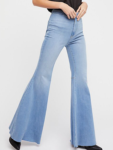 The Unexpected Jeans Trend That’s Going To Be Everywhere This Spring ...