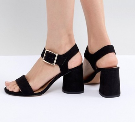 The One Sandals Trend That’s Going To Be Everywhere This Summer - SHEfinds