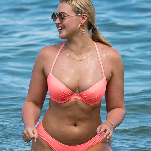 500px x 500px - Iskra Lawrence Looked SO Good In This Sexy Bikiniâ€“& We Found One For Just  $10 - SHEfinds
