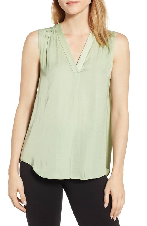 FYI, This Is The Perfect Spring Top–It Looks Good On Everyone And You ...