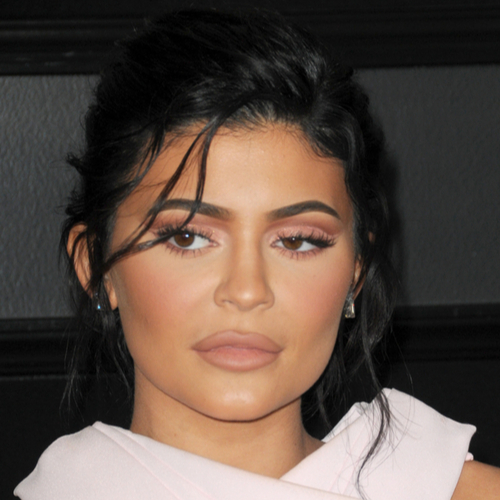 You Call This An Outfit? Kylie Jenner’s ENTIRE Butt Is Hanging Out In ...