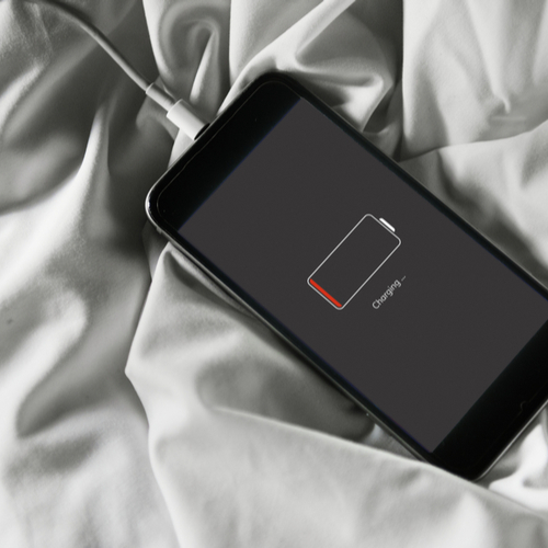 Once And For All, Does Charging Your iPhone Overnight Ruin The Battery