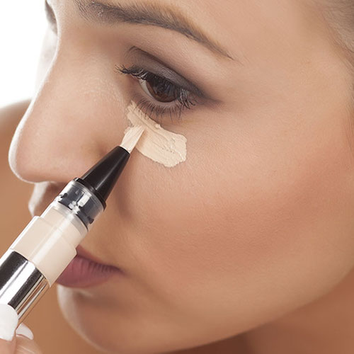 This Top-Rated Concealer Basically Makes Fine Lines Wrinkles Disappear - SHEfinds