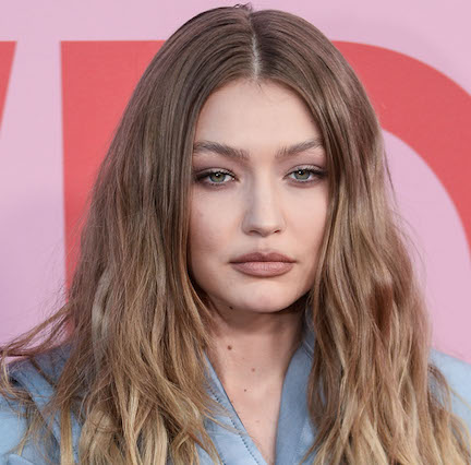 Gigi Hadid Is Getting So Many Likes For Wearing This Super Short Dress ...