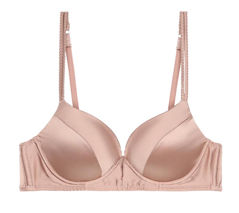 Sarah Jessica Parker Looks So Good In Intimissimi's New Bra Twist  Collection–We Want *Everything* - SHEfinds