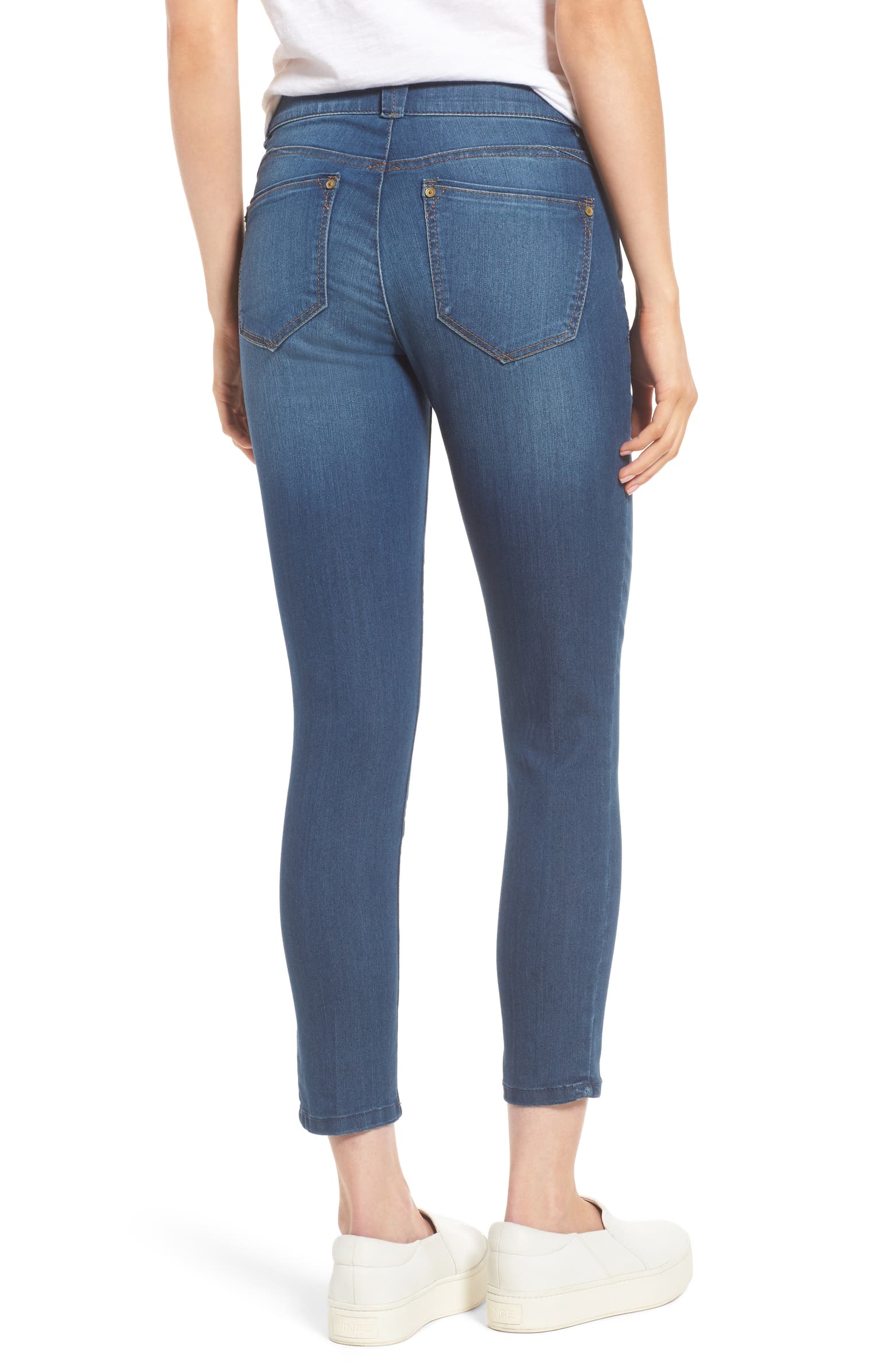 These Super Affordable Jeans Make Your Legs Look Slimmer And Your ...