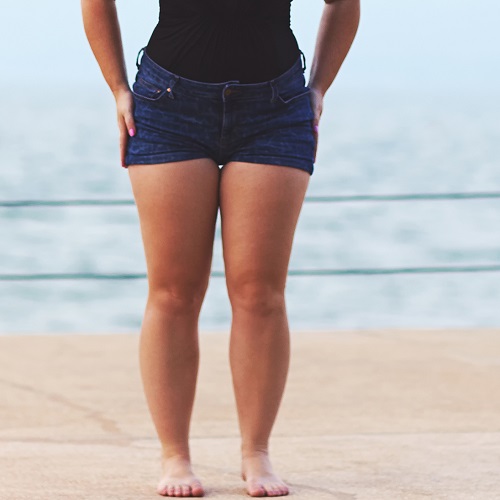 This Is The Secret To Pulling Off Shorts If You Have Big Thighs - SHEfinds