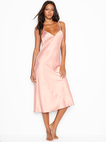 Best Cheap Holiday Party Dresses Under $100 - SHEfinds