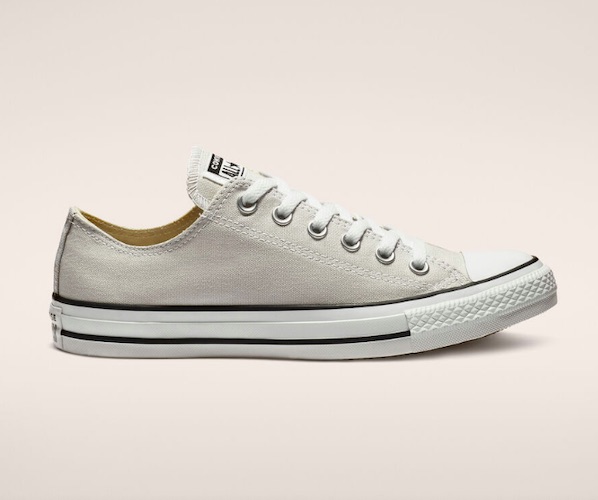 Converse Sneakers Are Super Cheap At The End-Of-Season Sale Right Now ...