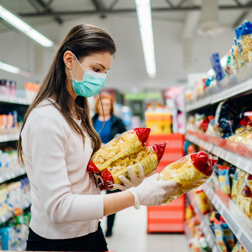 woman shopping in mask