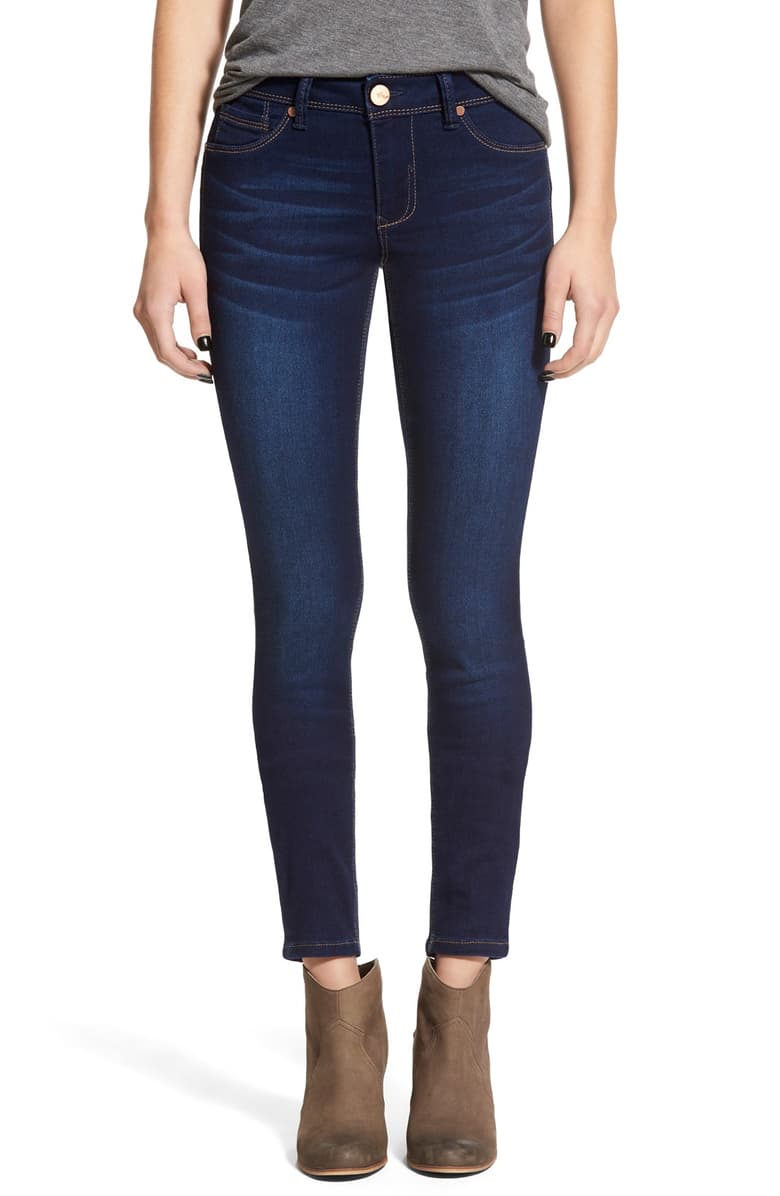 Shoppers Are Going Crazy For These $39 Jeans–They’re So Comfortable And ...