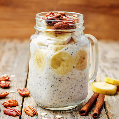 overnight oats in mason jar mug