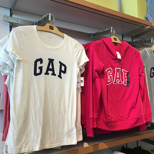 Reminder: The Fisher family owns Gap and its subsidiary brands of Banana  Republic, Old Navy and Athleta. If you disagree with the current Oakland  Athletics ownership, boycott these businesses immediately. : r/ OaklandAthletics