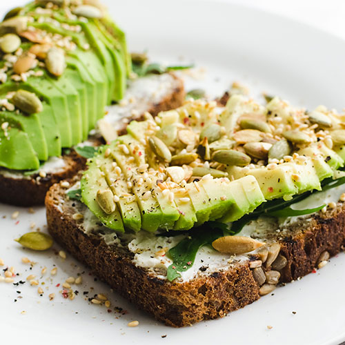 https://www.shefinds.com/files/2020/10/high-protein-breakfast-avocado-toast.jpg