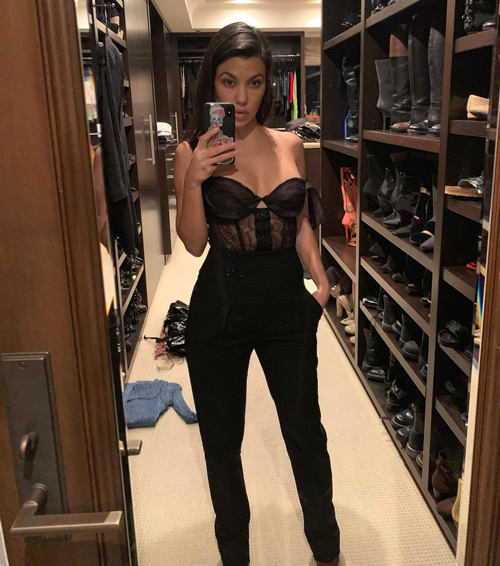 Does This Even Count As A Top?! Kourtney Kardashian's Black Bustier Is SO  Tiny It's Non-Existent! - SHEfinds