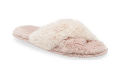 Psst! The Comfiest, Coziest Nordstrom Slippers Are On Sale For So Cheap ...
