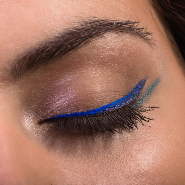blue layered winged eyeliner two wings close up