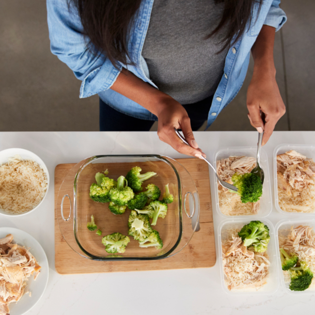 https://www.shefinds.com/files/2022/01/meal-prepping.jpg