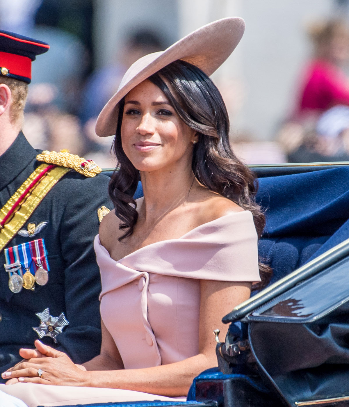 meghan markle trooping the color 2018 carolina herrera pink off the shoulder