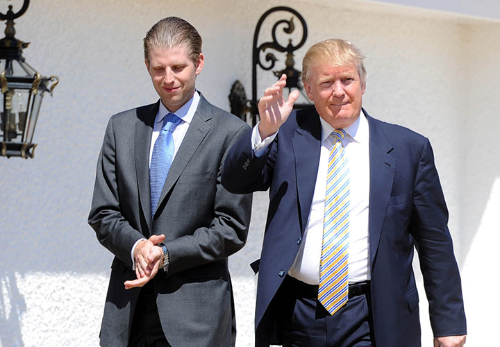 Eric Trump Donald Trump aat Trump Turnberry Clubhouse