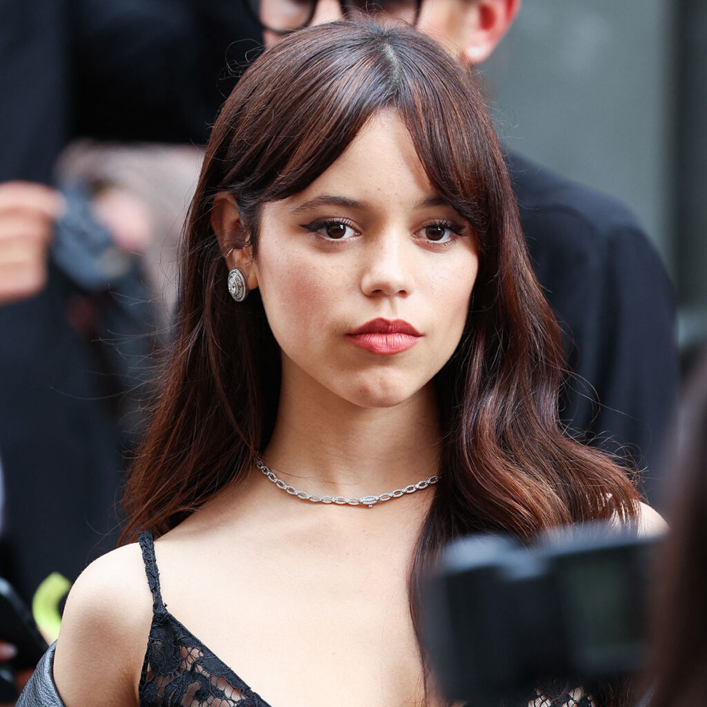 How to Get Jenna Ortega's Viral Wednesday Addams Makeup From Netflix's  Wednesday