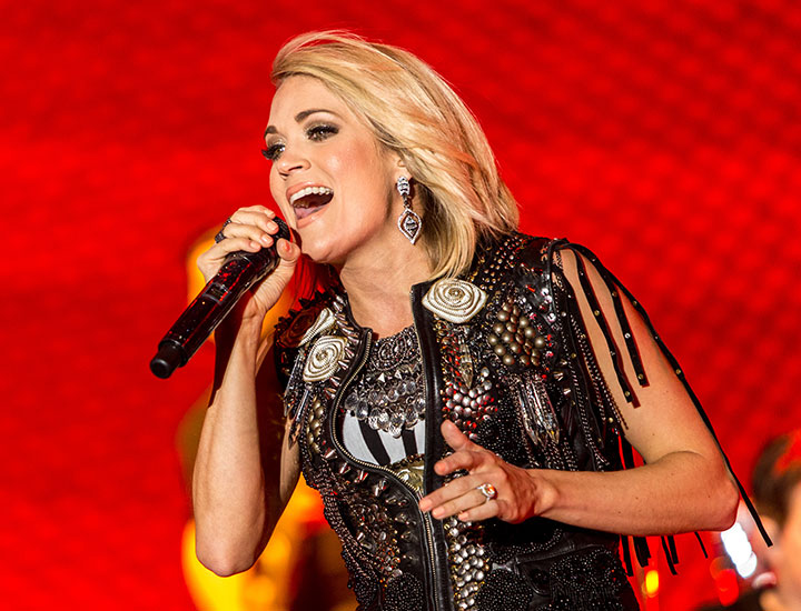 Carrie Underwood's Grammys red carpet look has fans mistaking her