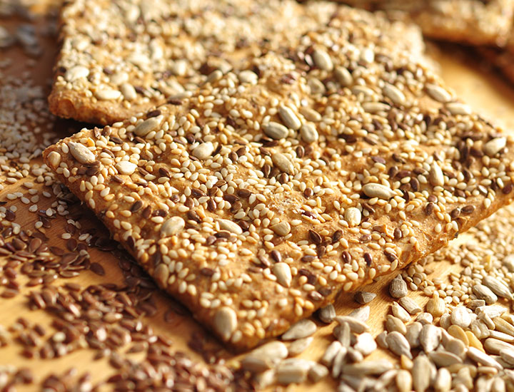 Whole grain crackers with seeds