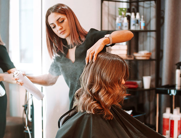 woman-getting-haircut