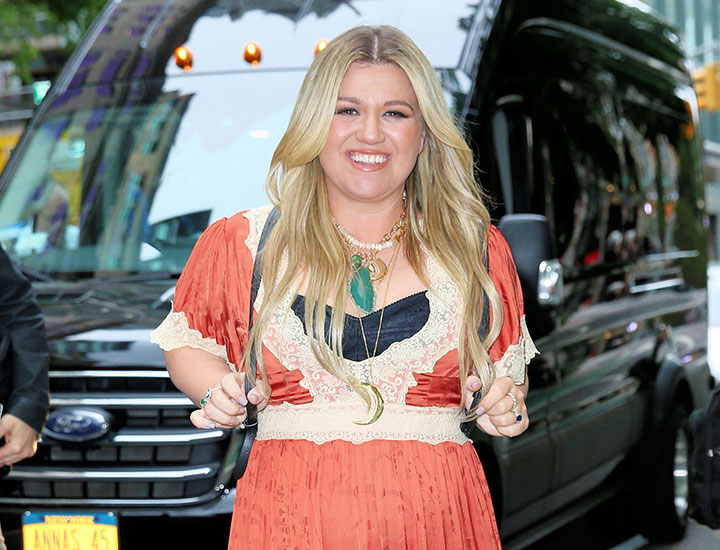 Kelly Clarkson arrives at a taping of her show in NYC, June 21 2023