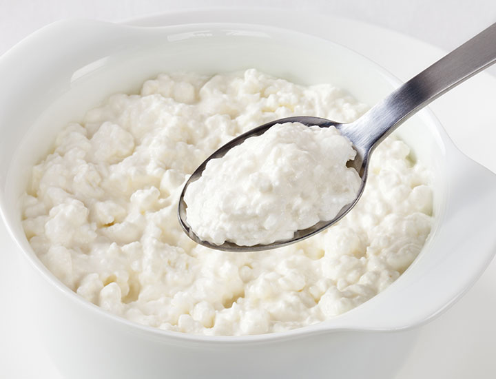 bowl of cottage cheese