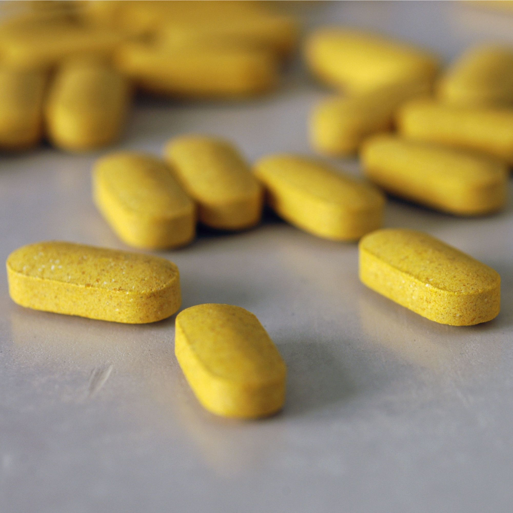 yellow niacin pills