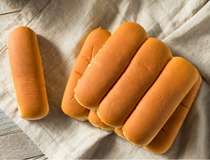 White hot dog buns