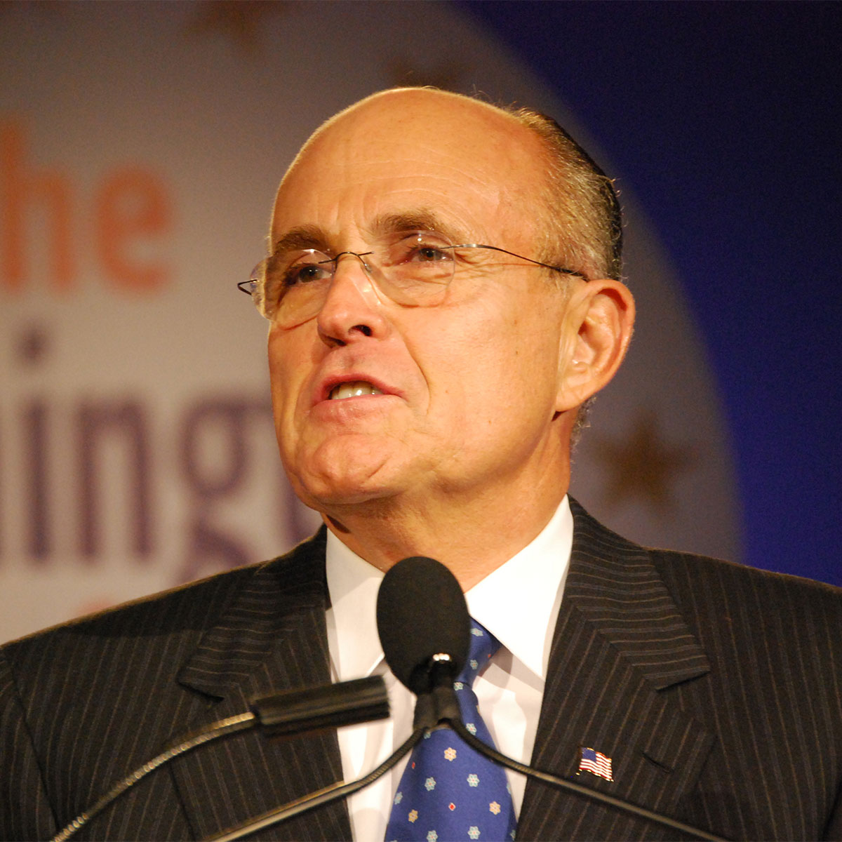 rudy giuliani washington briefing 2007 headshot